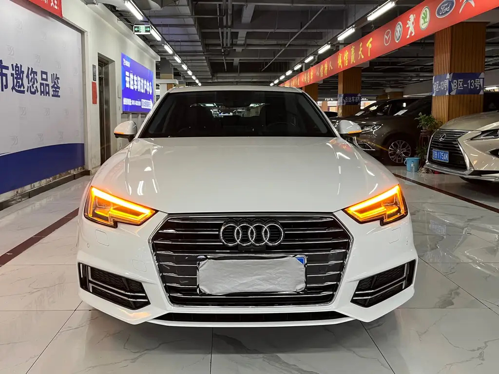 AUDI A4L 2019