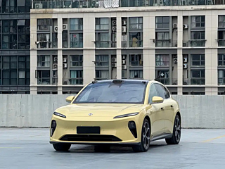 NIO ET5T