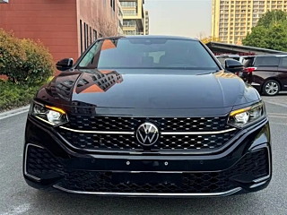 VOLKSWAGEN PASSAT 2021