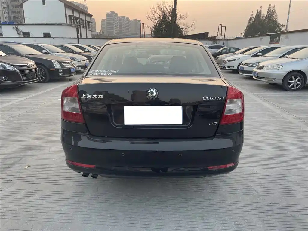 SKODA OCTAVIA 2011