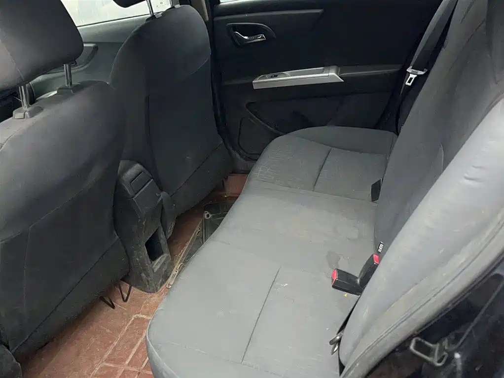 DONGFENG AEOLUS A30 2014