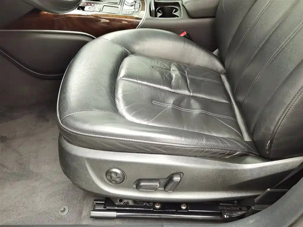 AUDI A6L 2014