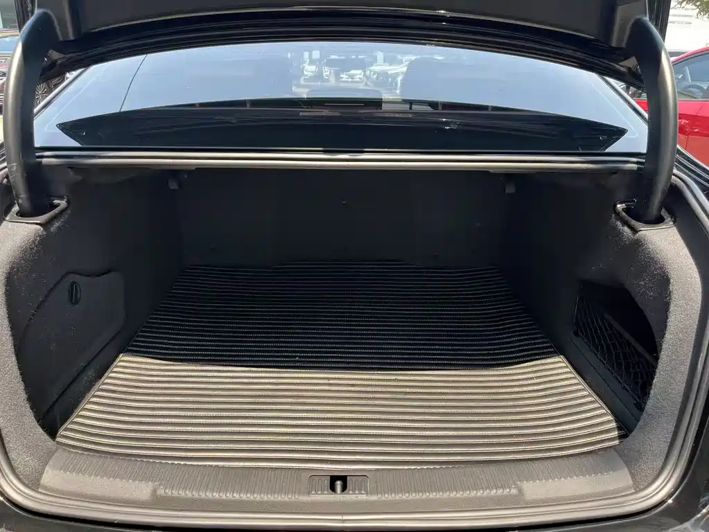 AUDI A6L 2018
