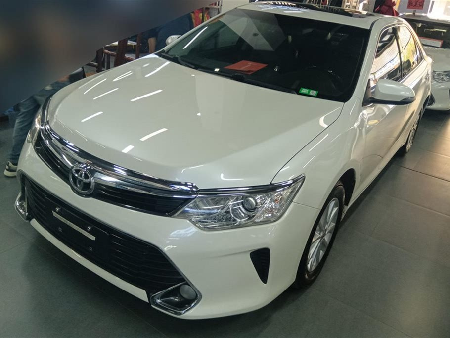 TOYOTA CAMRY 2016