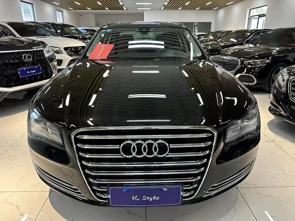 AUDI A8 2013