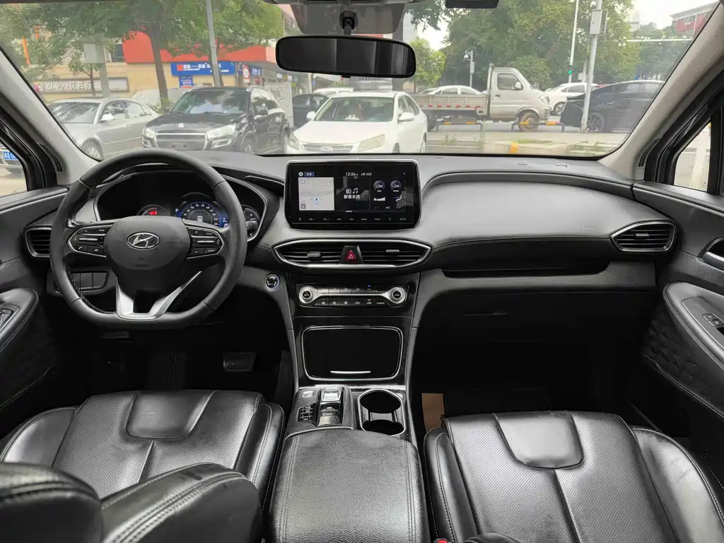 HYUNDAI SANTAFE 2020