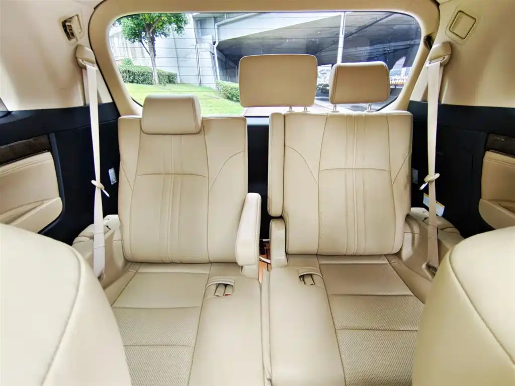 TOYOTA ALPHARD 2019