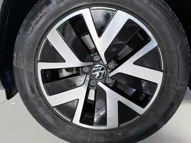 VOLKSWAGEN TAYRON 2023