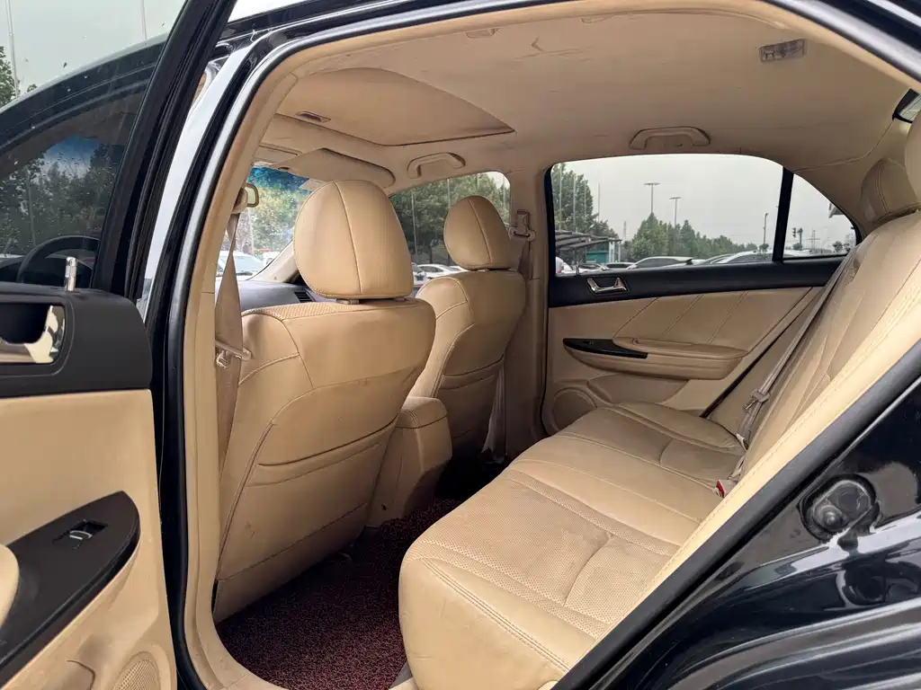 BYD G6 2013