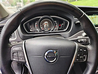 VOLVO V40 2017 YEAR T3 ELEGANT EDITION 2017