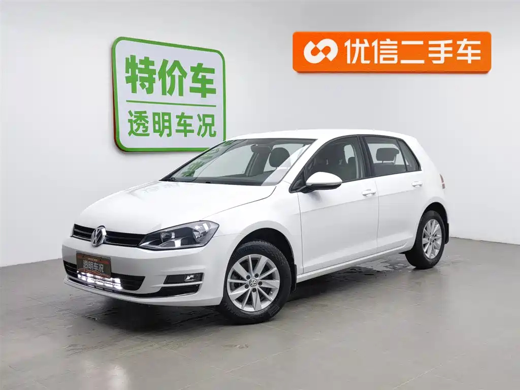 VOLKSWAGEN GOLF 2014