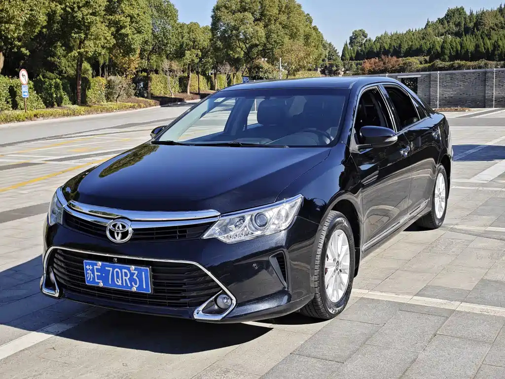 TOYOTA CAMRY 2017
