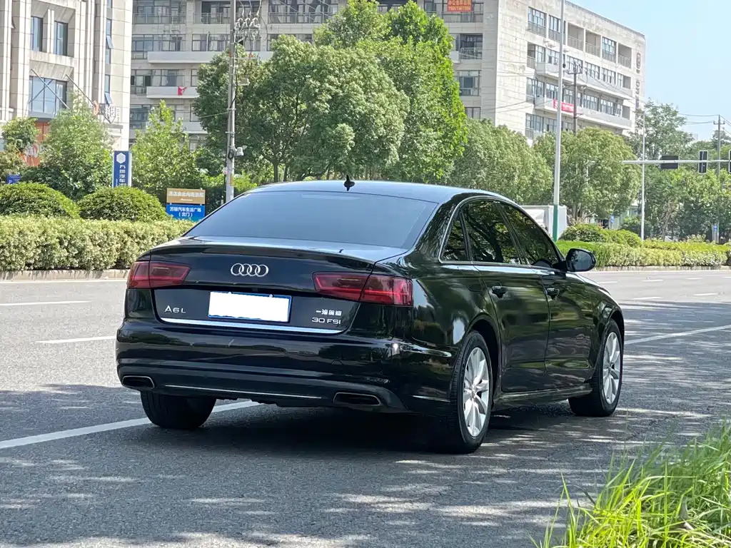 AUDI A6L 2016