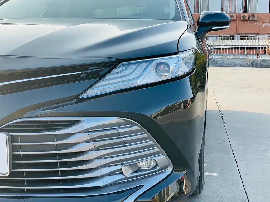 TOYOTA CAMRY 2020