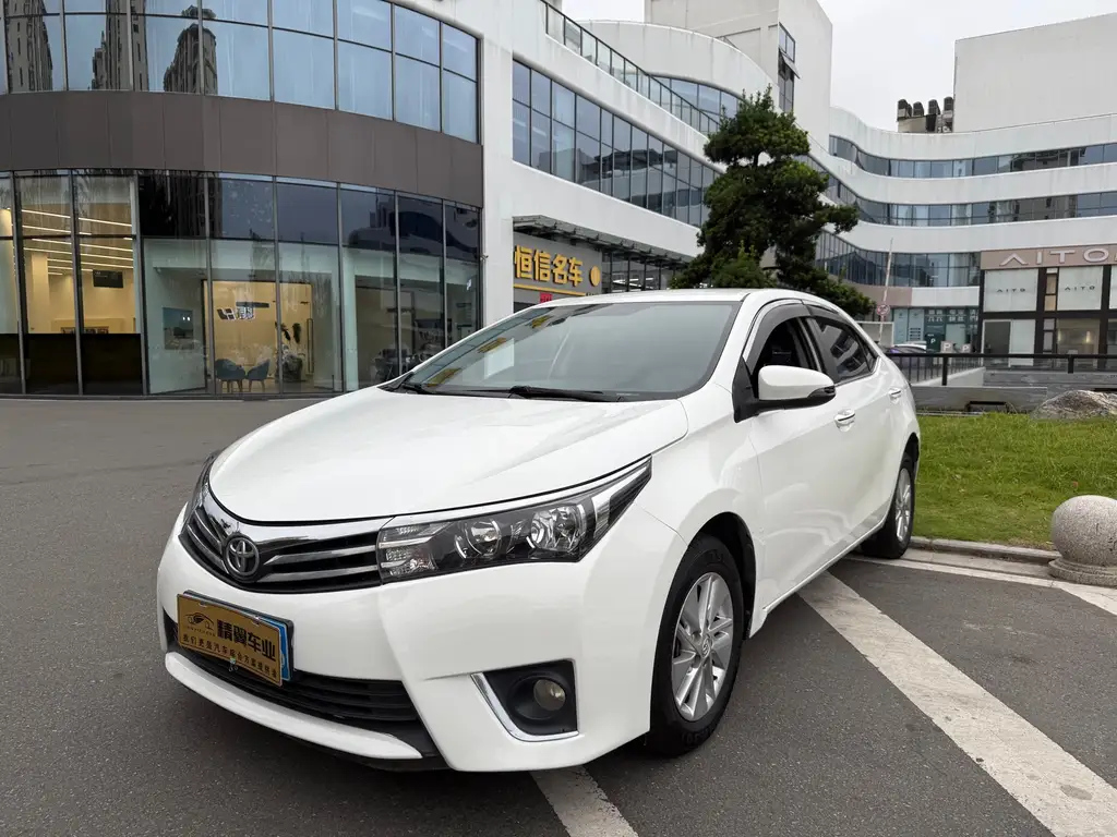 TOYOTA COROLLA 2017