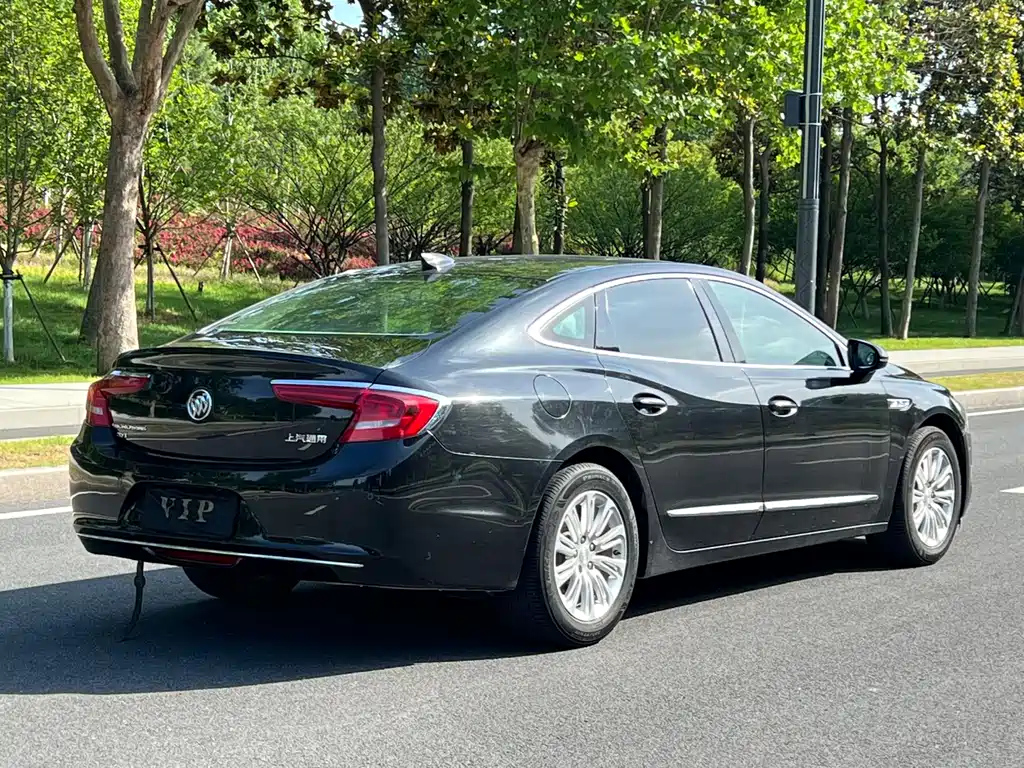 BUICK LACROSSE 2019