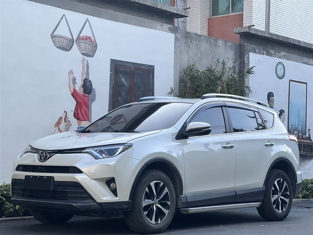 TOYOTA RAV4 RONGFANG 2016