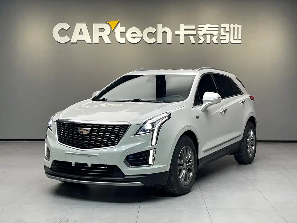 CADILLAC XT5 2021