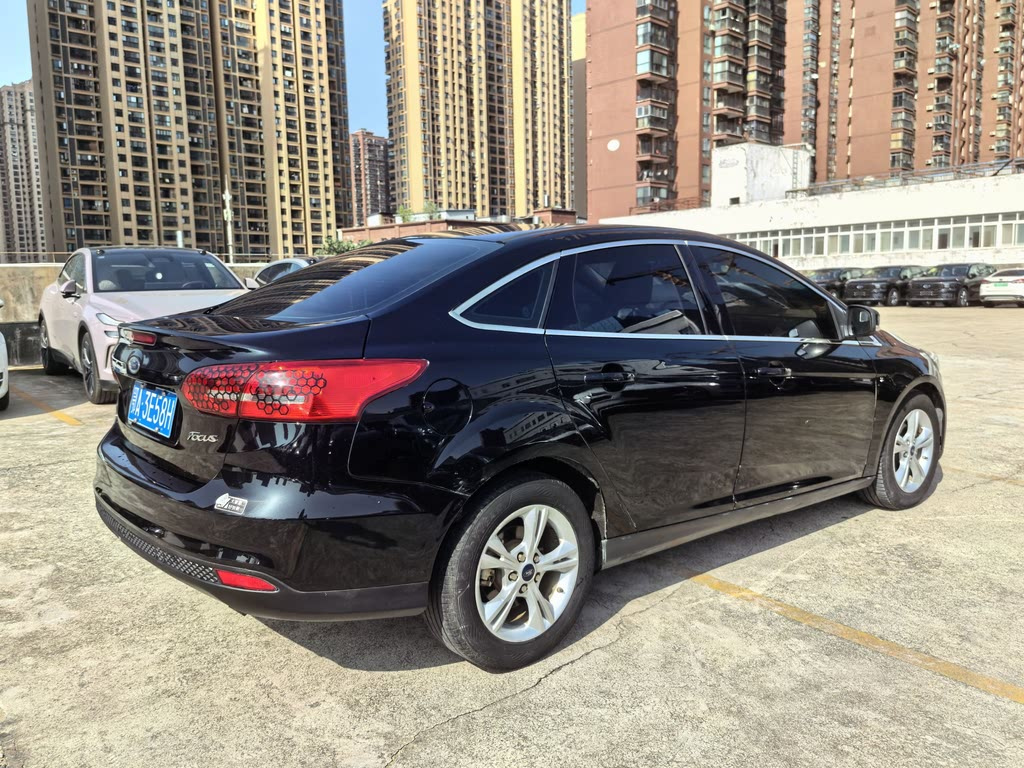 FORD FOCUS 2015
