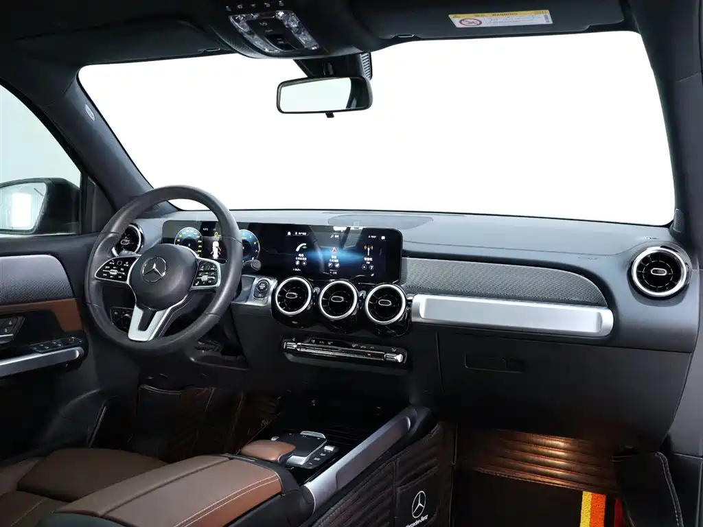 MERCEDES BENZ GLB 2022