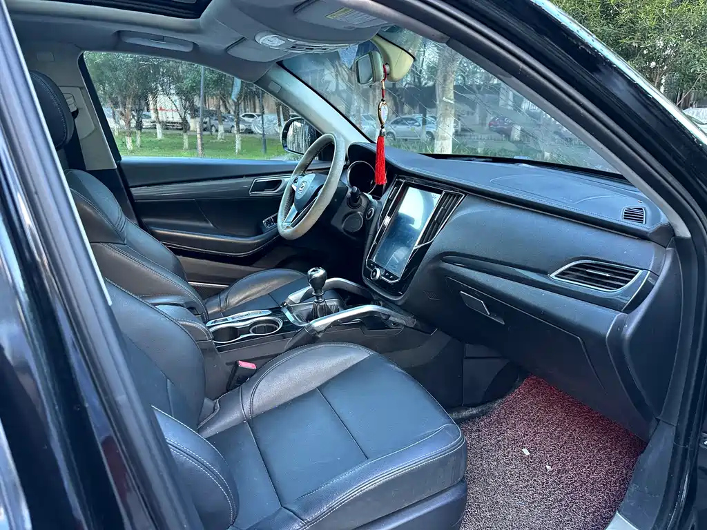 ZOTYE SR7 2017