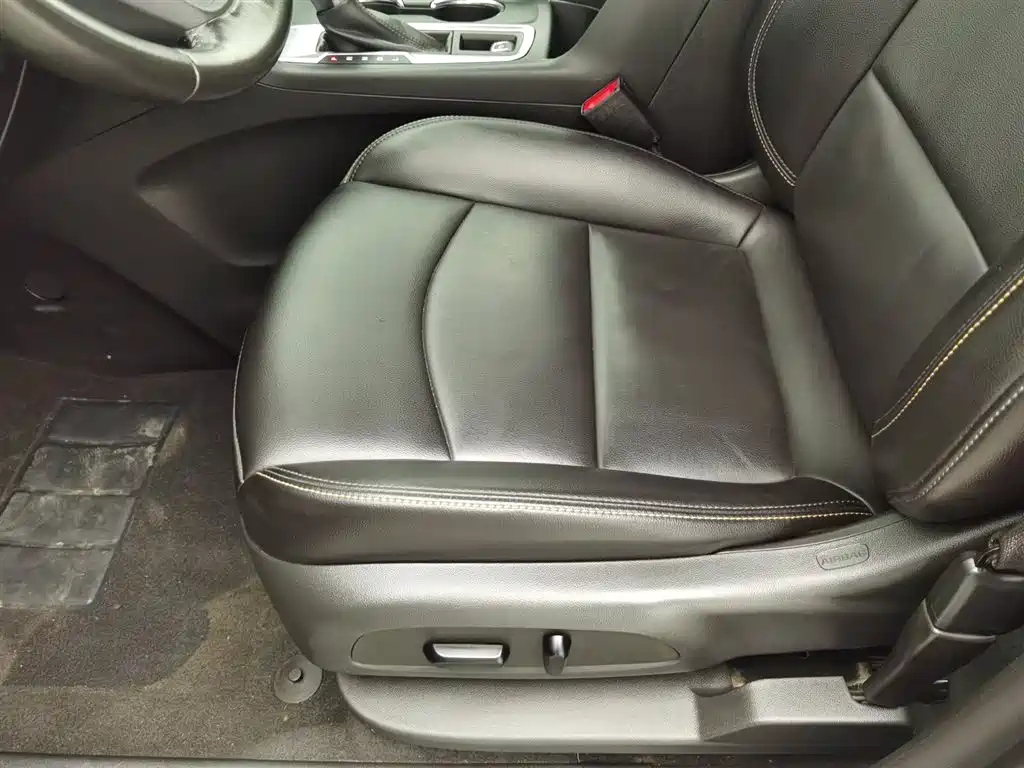 CHEVROLET EXPLORER 2022