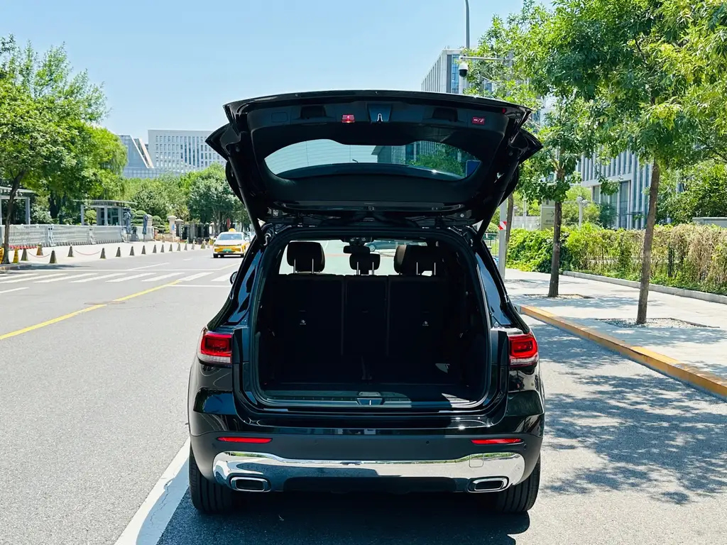 MERCEDES BENZ GLB 2022