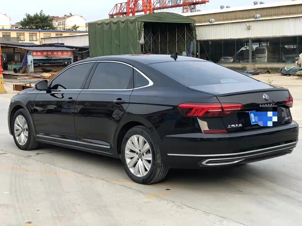 VOLKSWAGEN PASSAT 2021