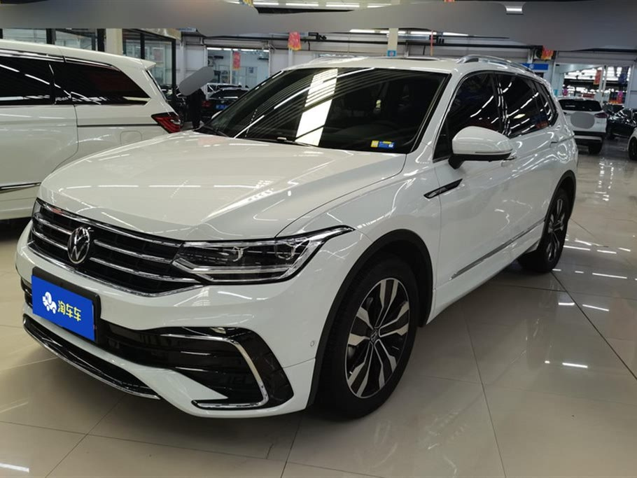 VOLKSWAGEN TIGUAN L 2023