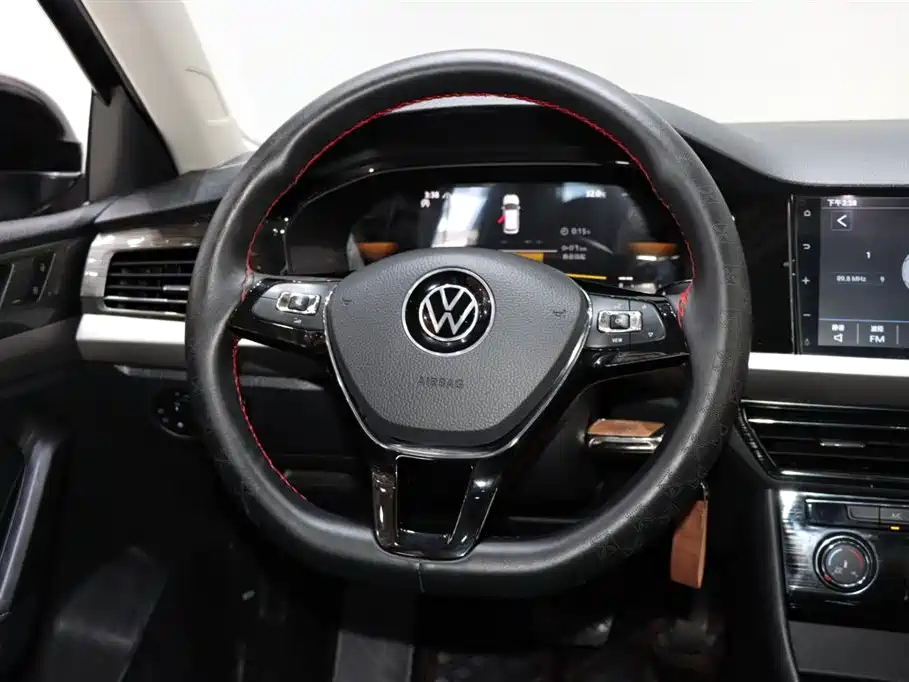 VOLKSWAGEN LAVIDA 2022