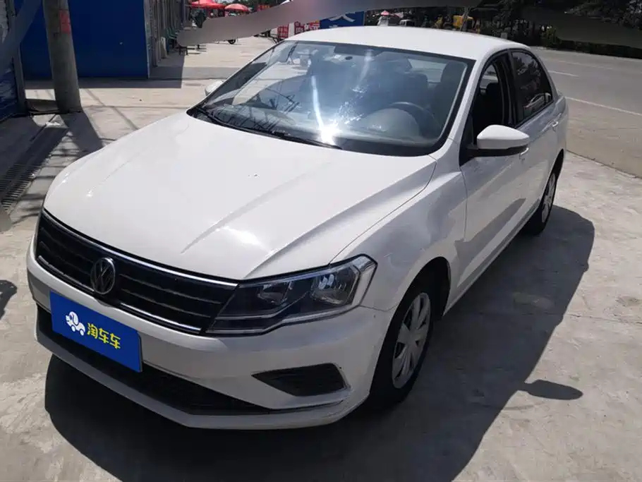 VOLKSWAGEN JETTA 2017