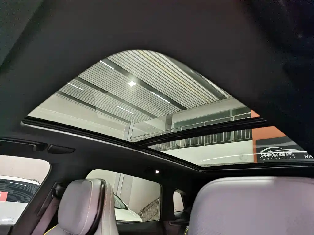 LYNK&CO 08 NEW ENERGY 2023