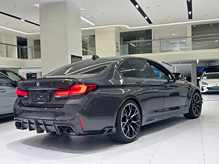 BMW M5  2021 YEAR M5 2021