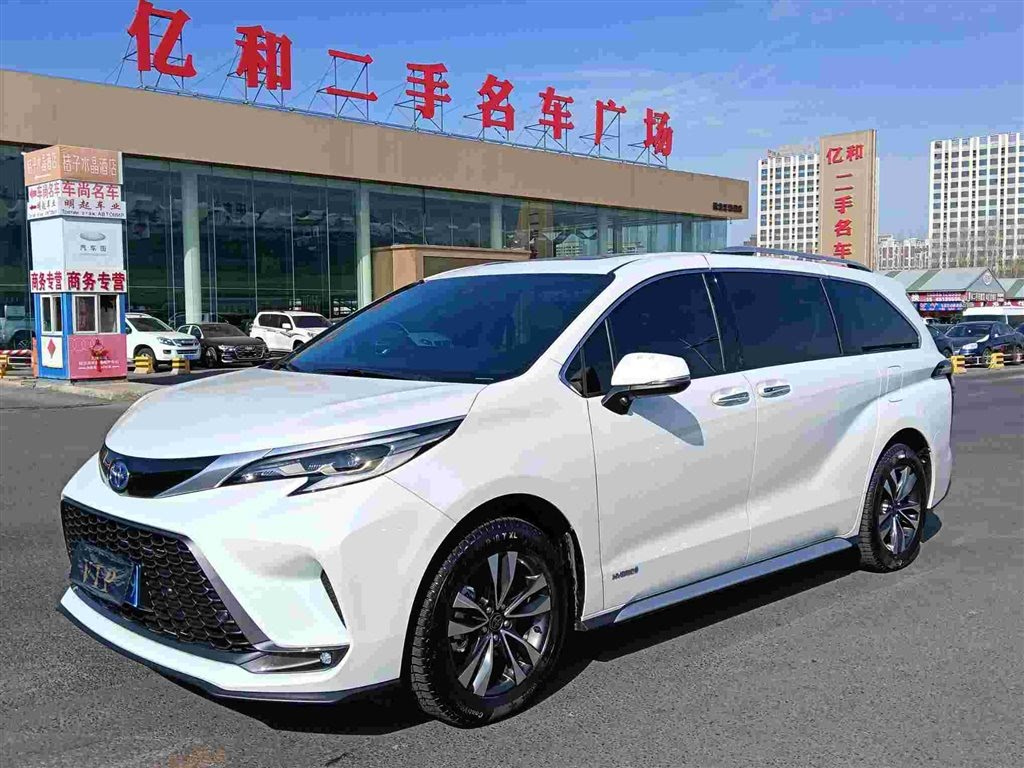 TOYOTA GRANVIA