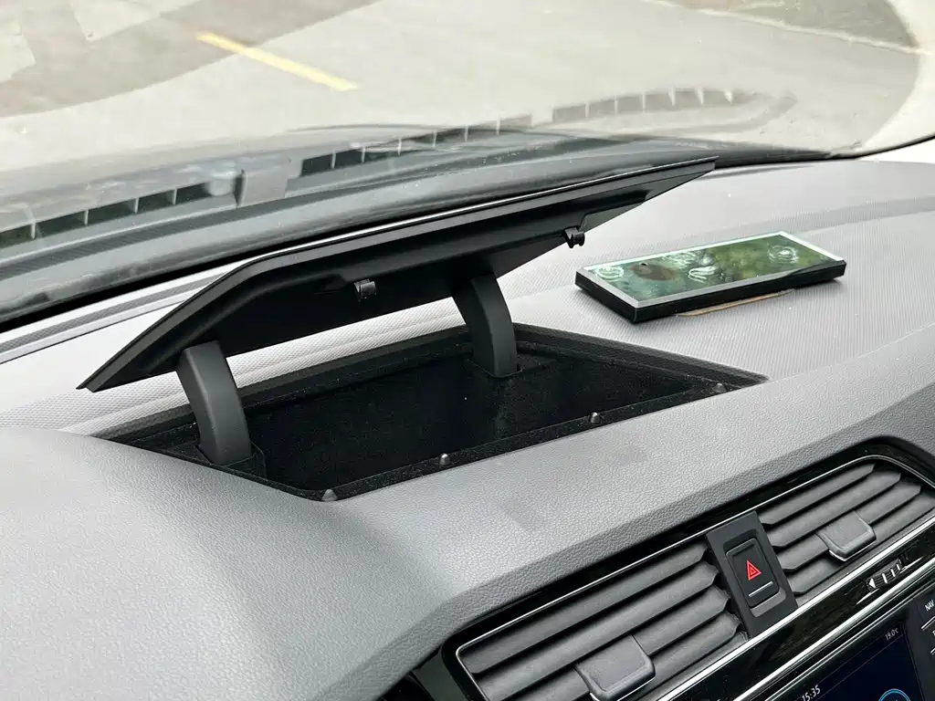 VOLKSWAGEN TIGUAN L 2017