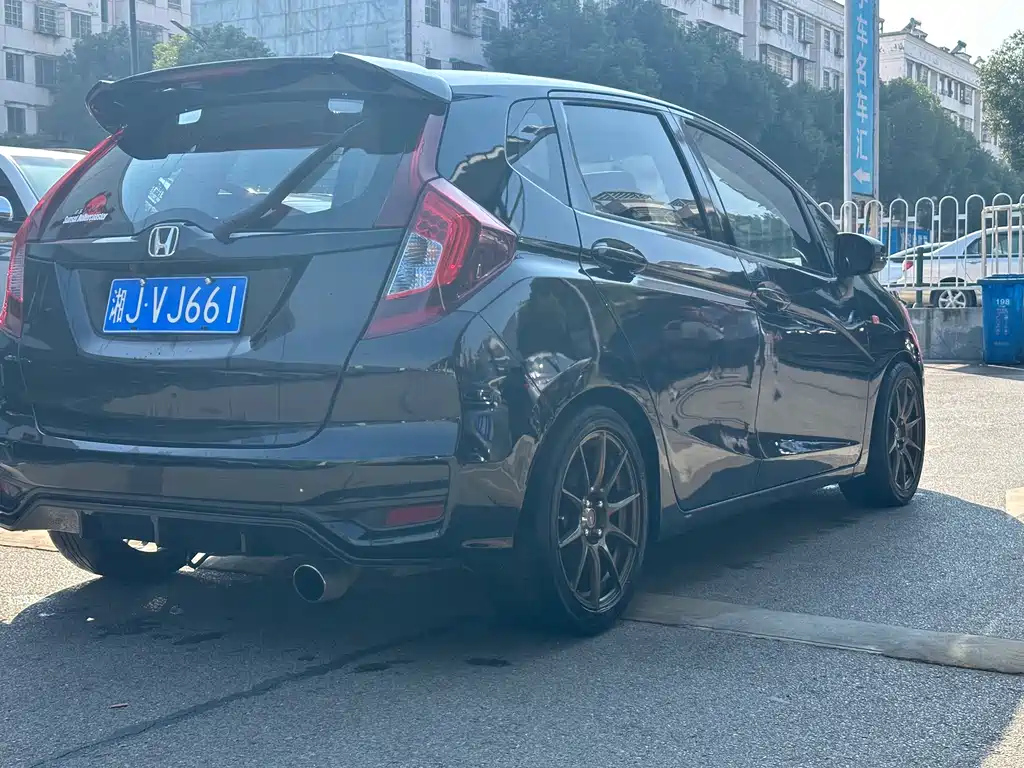 HONDA FIT 2016