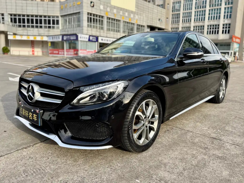 MERCEDES BENZ C-CLASS 2015