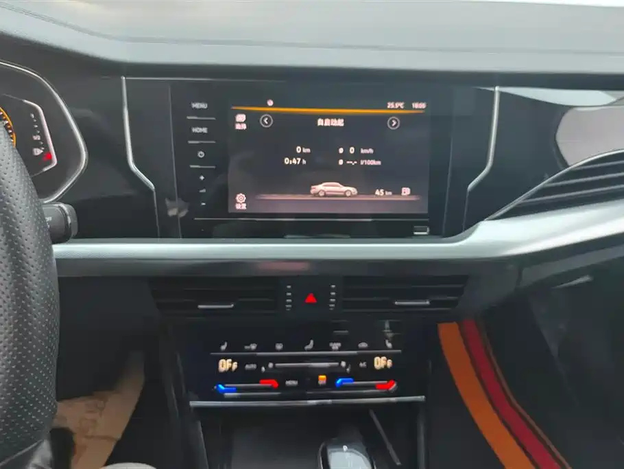 VOLKSWAGEN PASSAT 2022