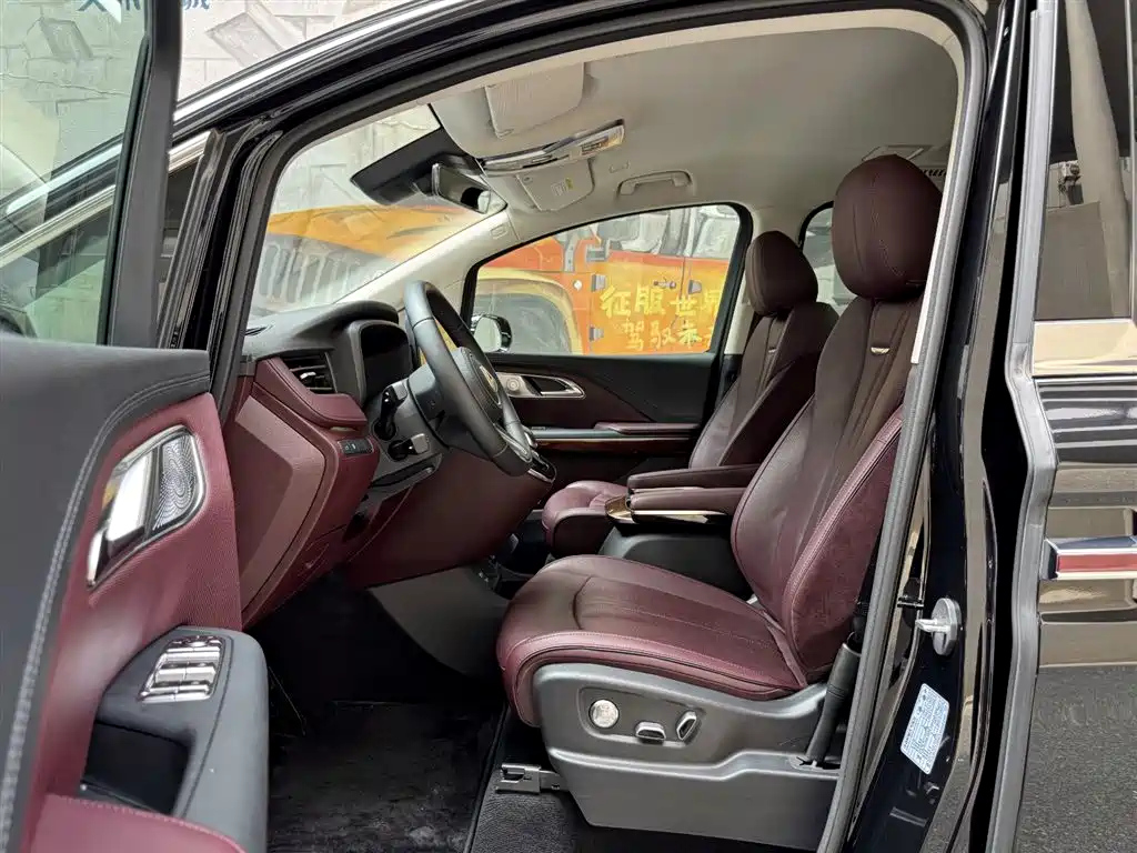 HONGQI HQ9 2023