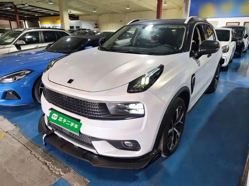 LYNK 01 NEW ENERGY 2019