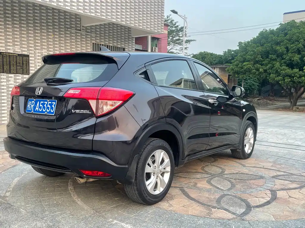 HONDA VEZEL 2019