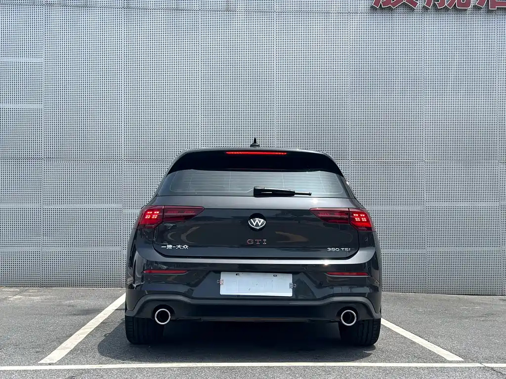 VOLKSWAGEN GOLF GTI 2021