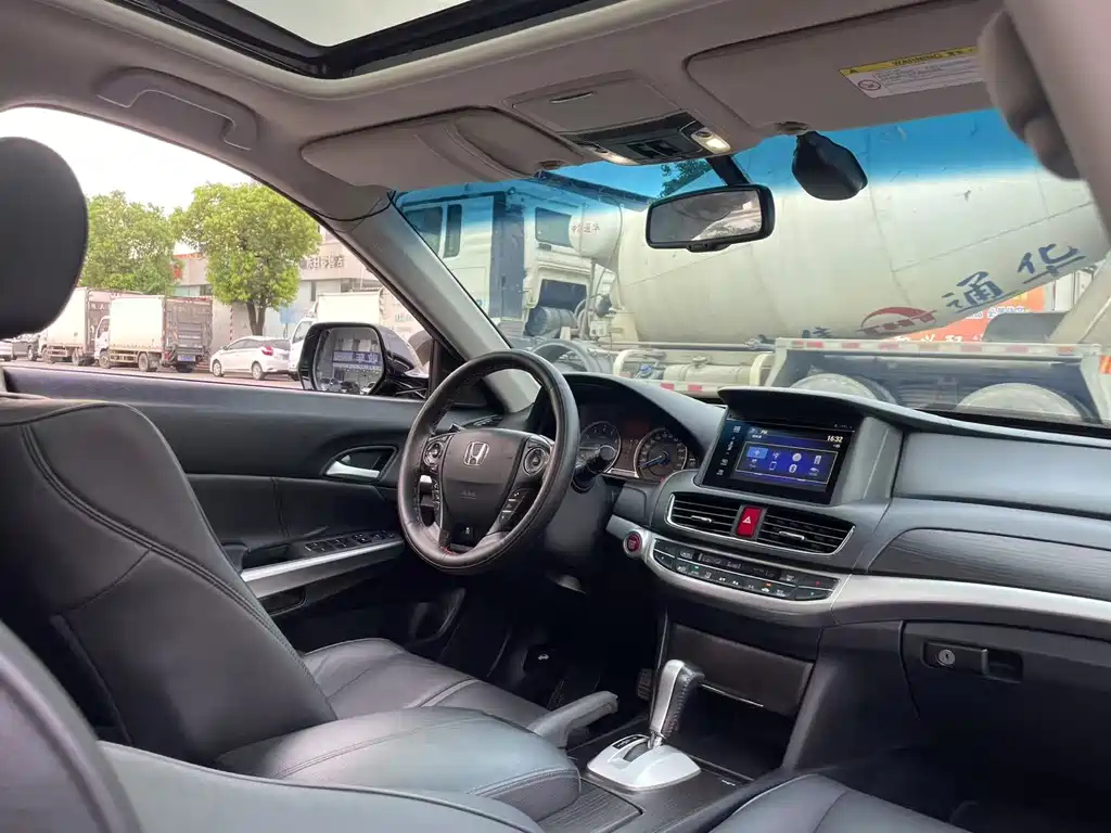HONDA CROSSTOUR 2014