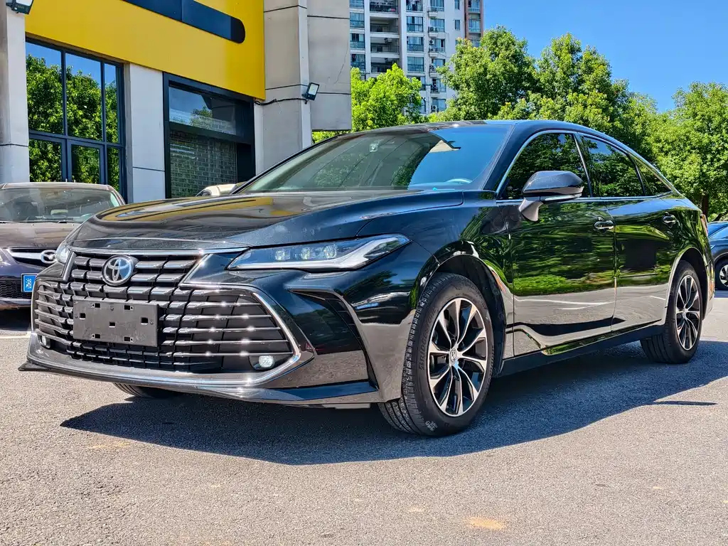 TOYOTA AVALON 2024
