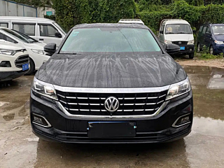 VOLKSWAGEN PASSAT  2019