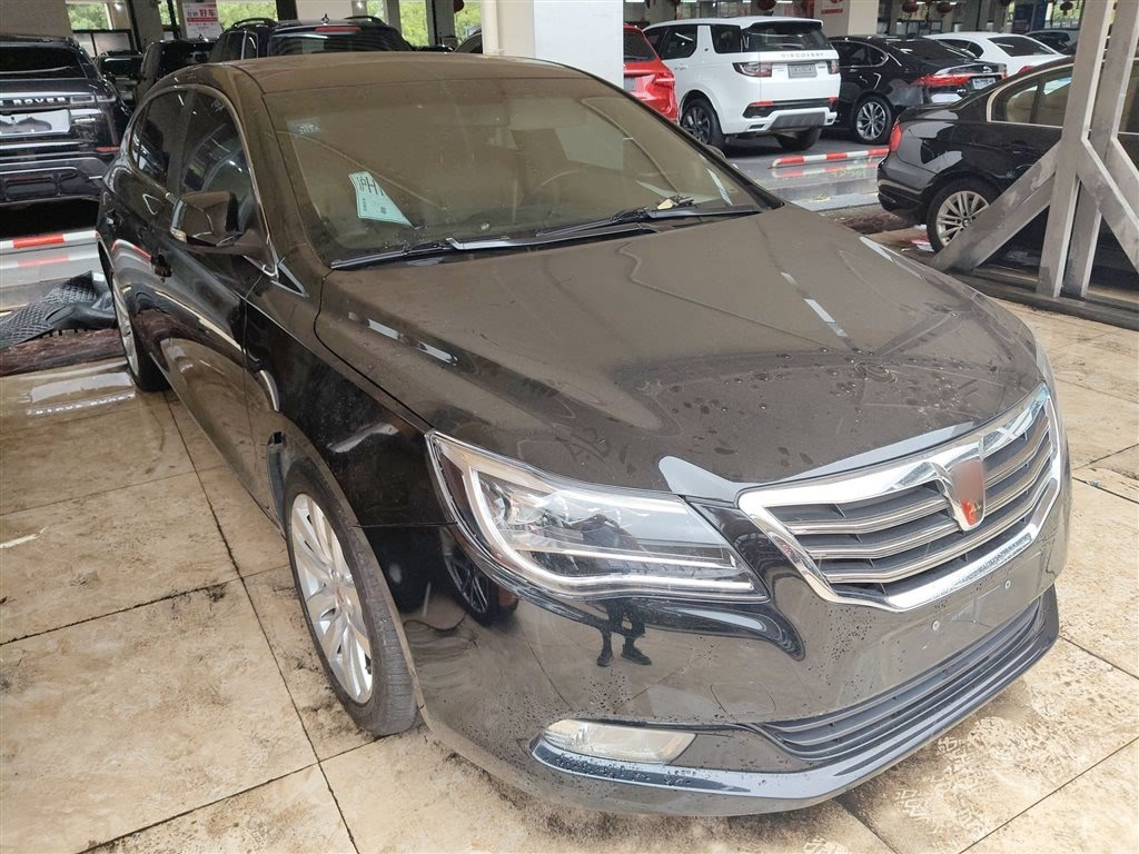 ROEWE 950 2015