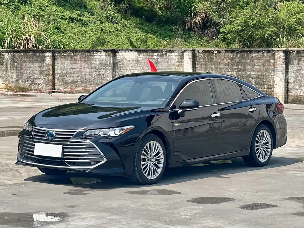 TOYOTA AVALON 2019