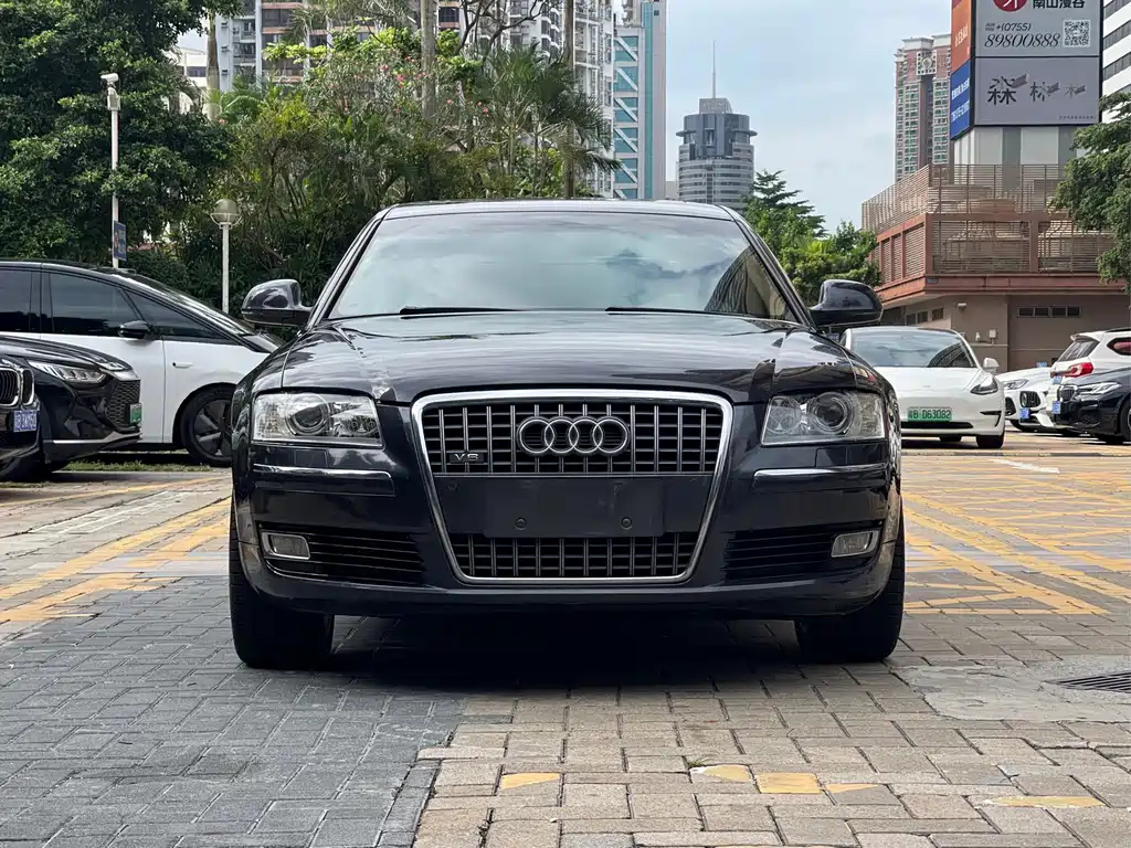 AUDI A8 2009
