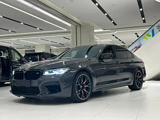 BMW M5  2021 YEAR M5 2021