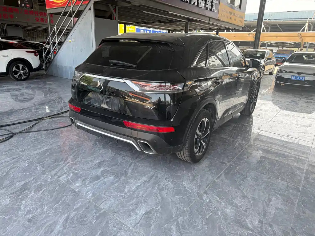 DS 7 2018